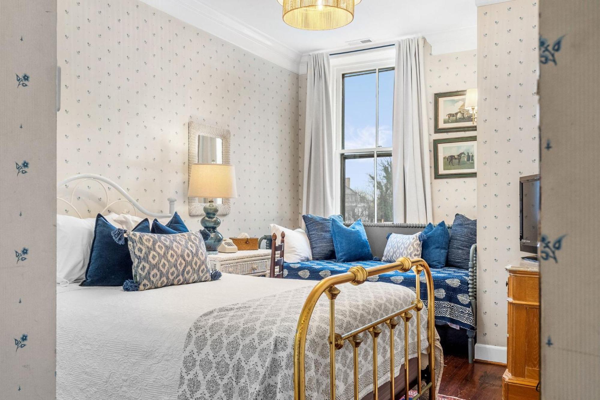 Leesburg Colonial Inn Dış mekan fotoğraf