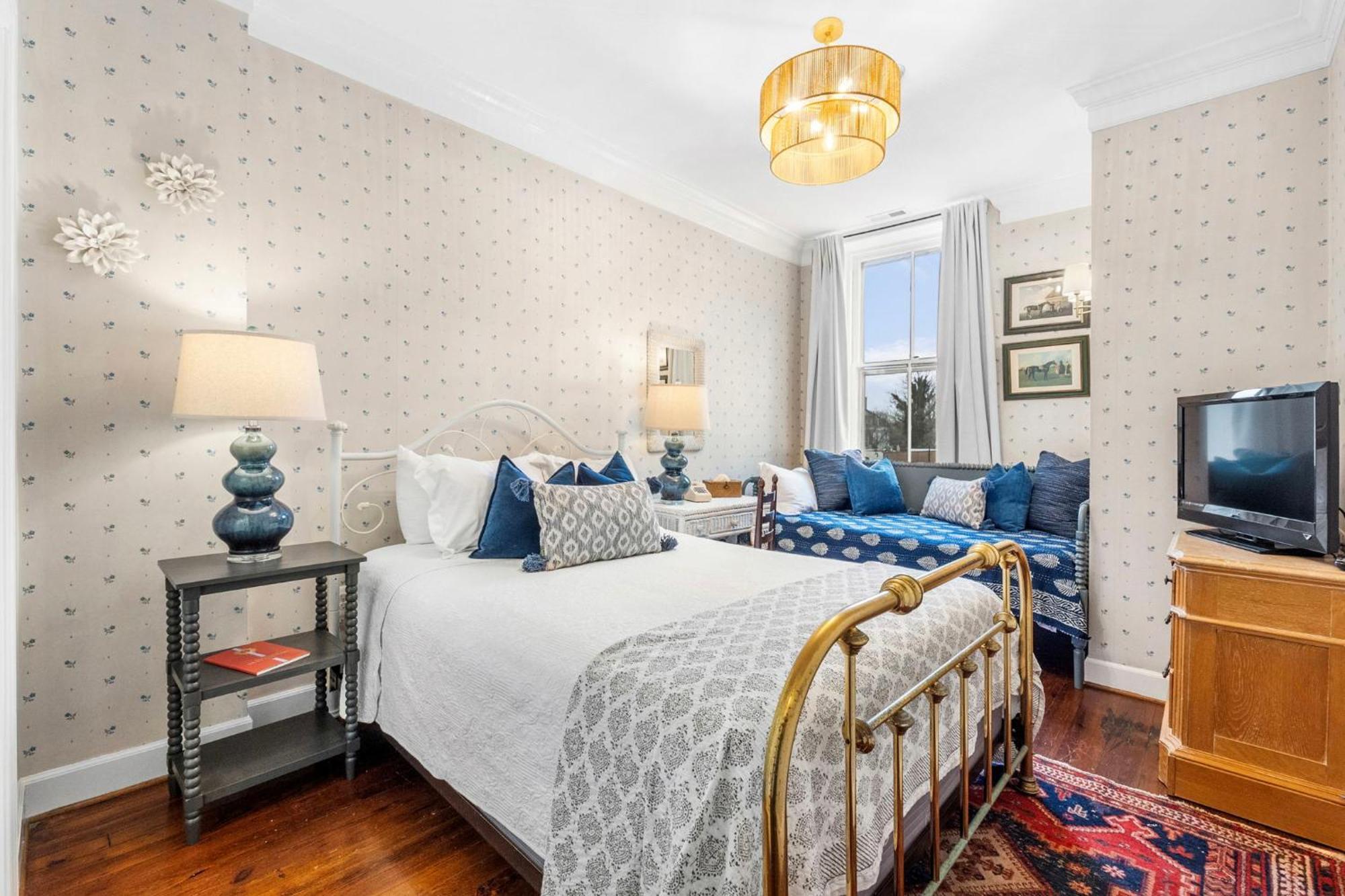 Leesburg Colonial Inn Dış mekan fotoğraf